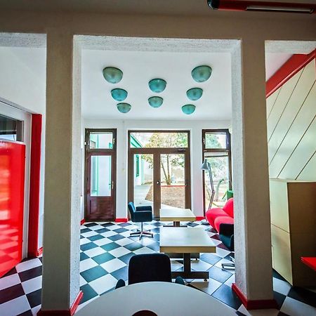 Pb Urban Garden Stay With Secured Parking Сремска-Митровица Экстерьер фото