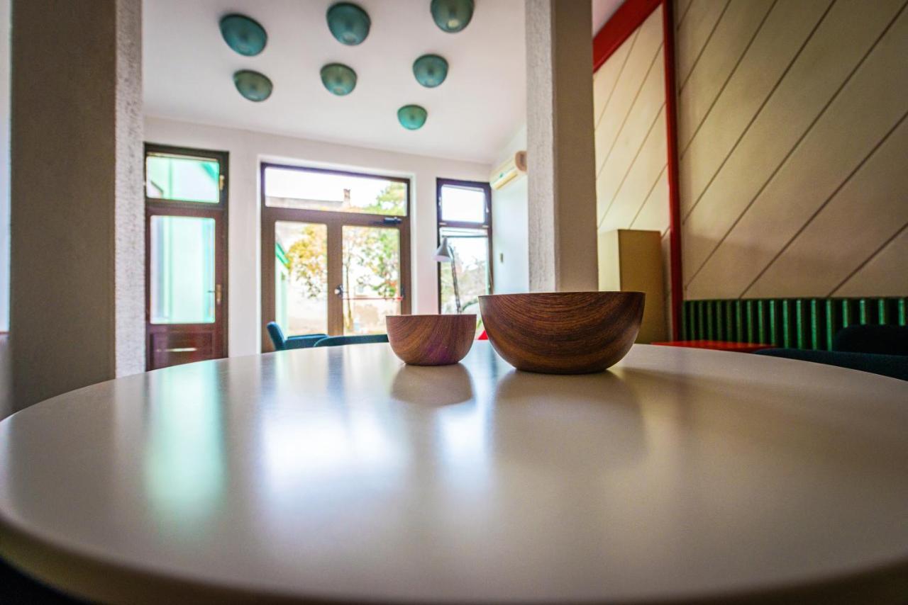 Pb Urban Garden Stay With Secured Parking Сремска-Митровица Экстерьер фото